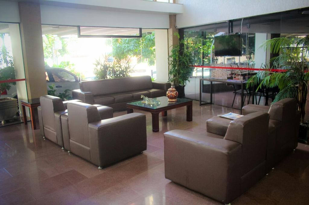 Flat Oeste La Residence Goiânia Εξωτερικό φωτογραφία
